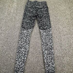 Lululemon Pants Women‎ 6 Black White Wunder Train High-Rise Inseam 29"